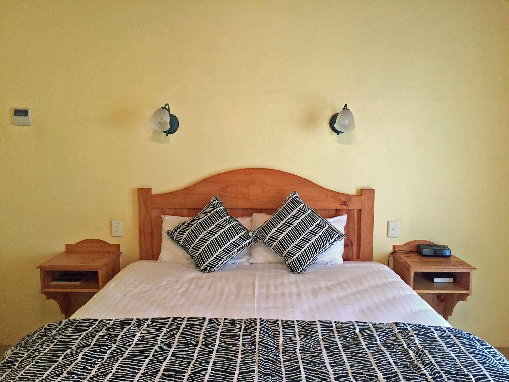 Coonawarra Place Motor Inn Exterior foto